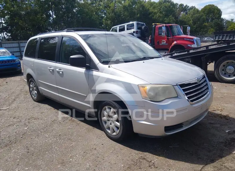 2010 Chrysler TOWN & COUNTRY фото