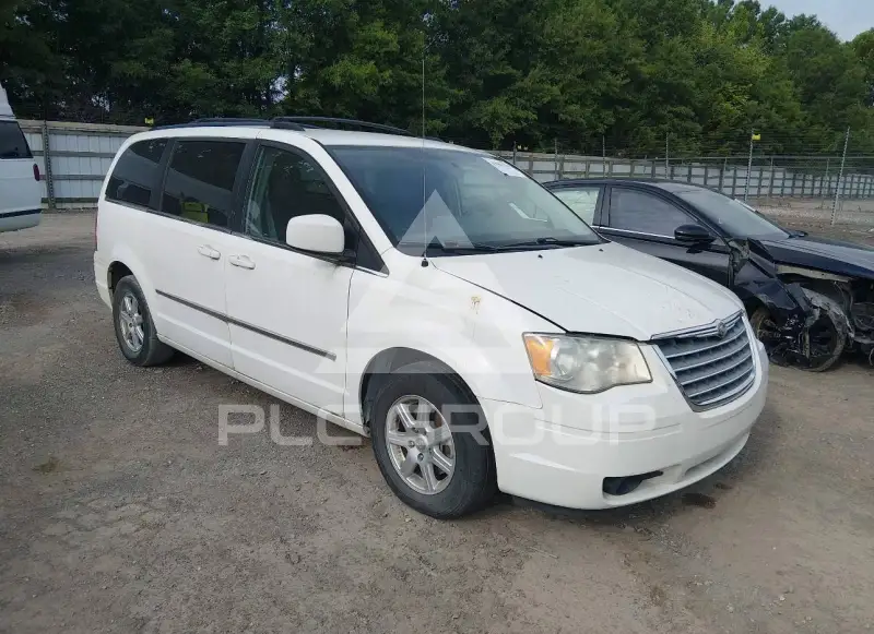 2010 Chrysler TOWN & COUNTRY photo