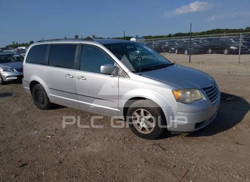 2010 Chrysler TOWN & COUNTRY фото