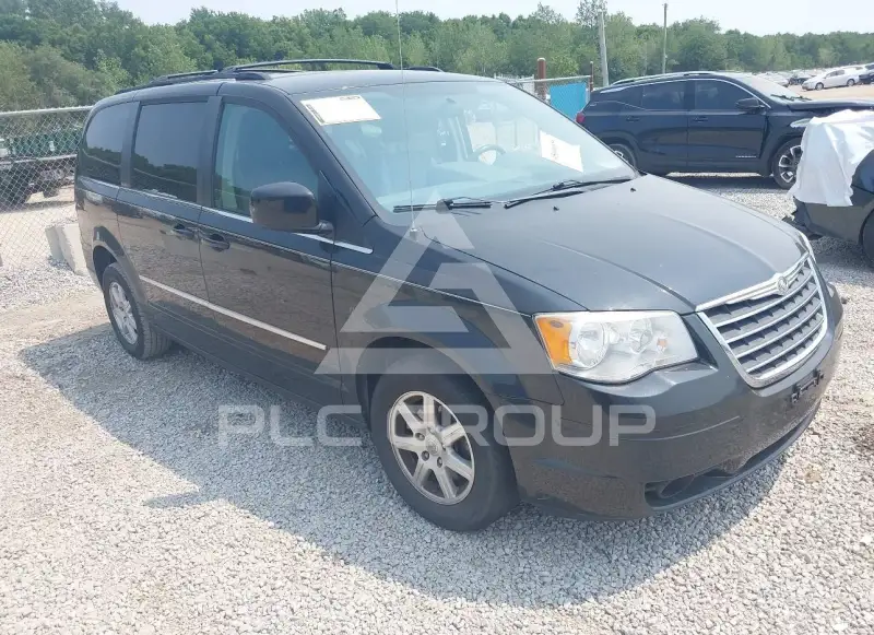 2010 Chrysler TOWN & COUNTRY фото