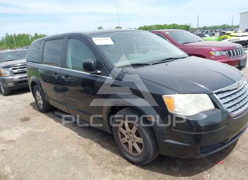 2010 Chrysler TOWN & COUNTRY фото
