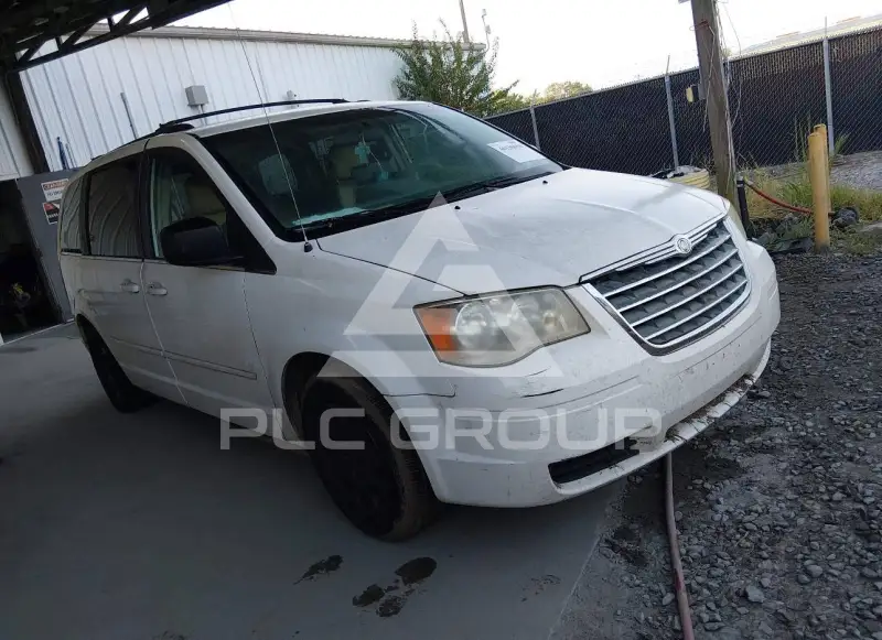 2010 Chrysler TOWN & COUNTRY photo