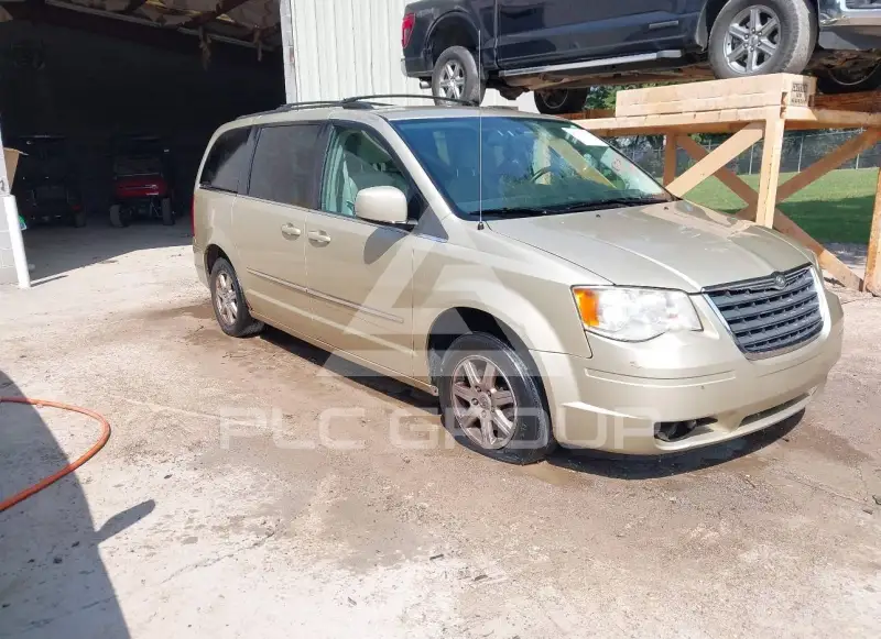 2010 Chrysler TOWN & COUNTRY фото