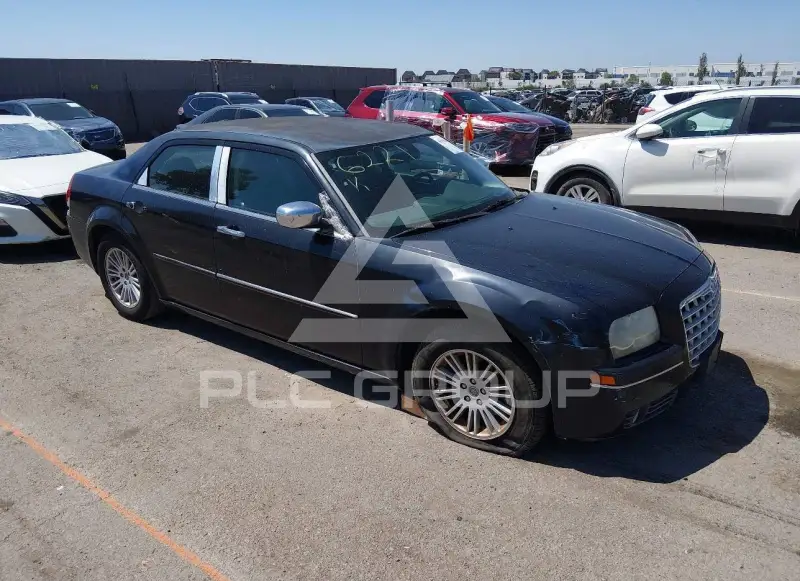 2010 Chrysler 300 photo