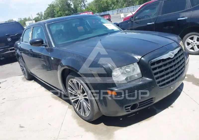 2010 Chrysler 300 фото