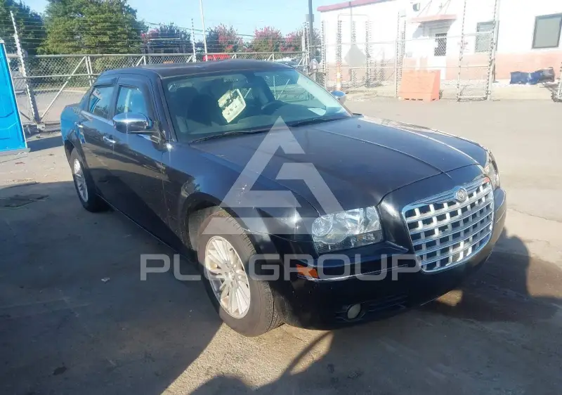 2010 Chrysler 300 фото