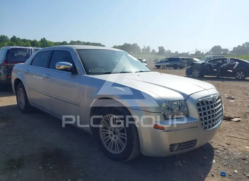 2010 Chrysler 300 фото
