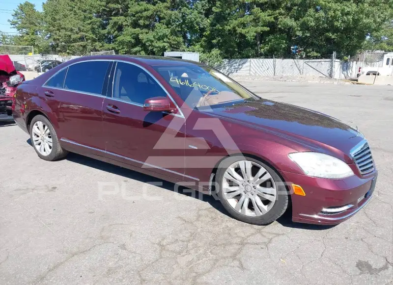2010 Mercedes Benz S 400 фото
