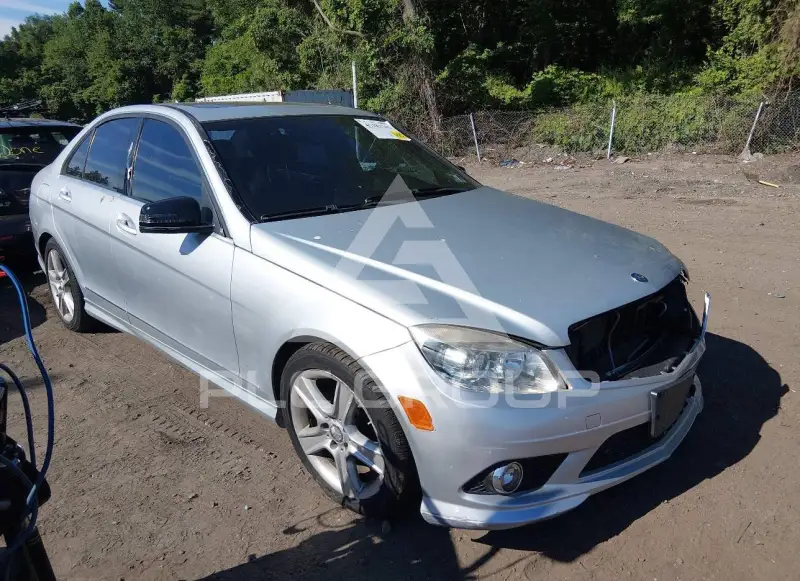 2010 Mercedes Benz C 300 фото