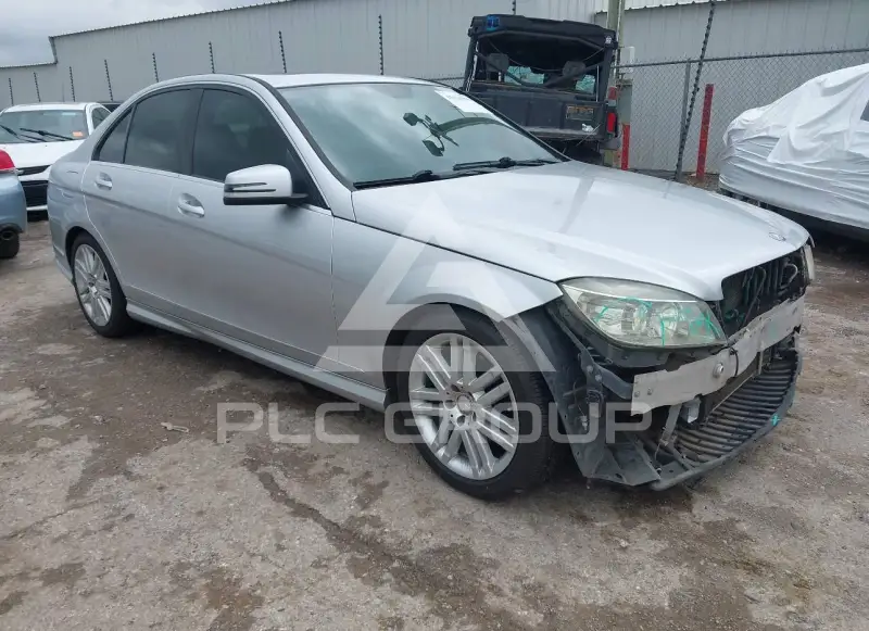 2010 Mercedes Benz C 300 фото