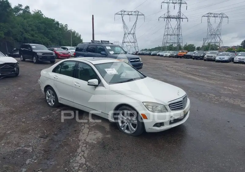 2010 Mercedes Benz C 300 photo