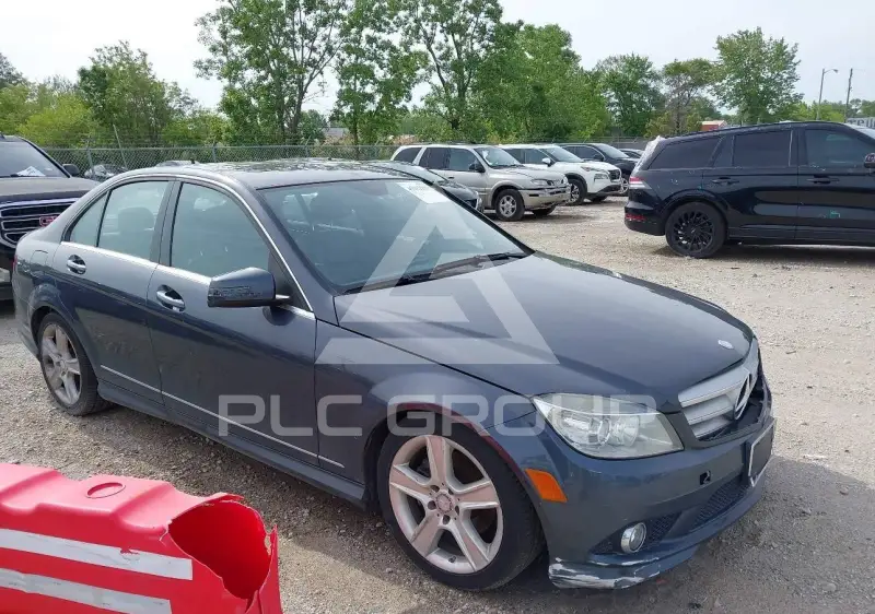 2010 Mercedes Benz C 300 фото