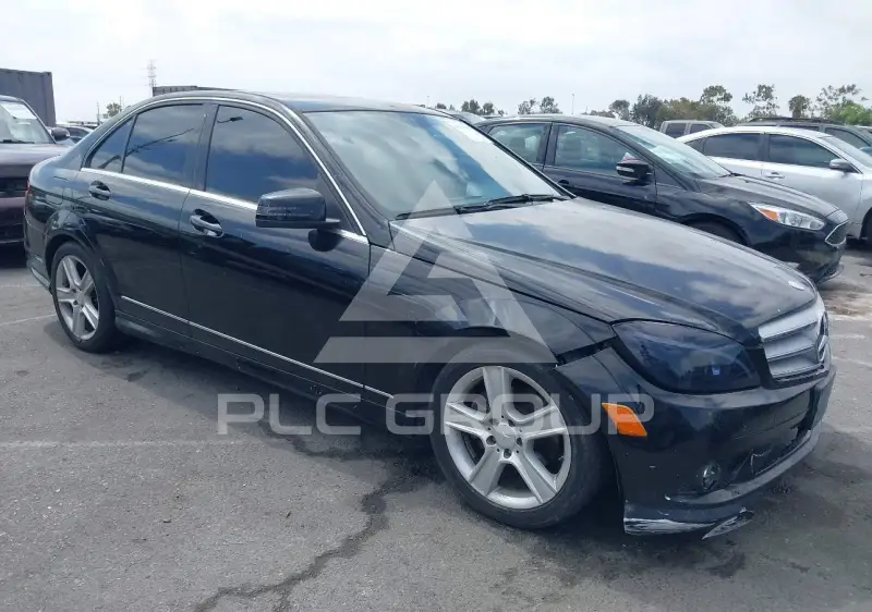 2010 Mercedes Benz C 300 фото