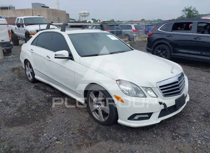 2010 Mercedes Benz E 350 фото