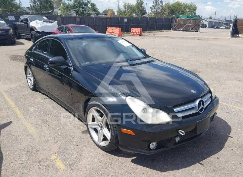 2010 Mercedes Benz CLS 500 фото