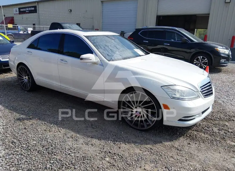 2010 Mercedes Benz S 550 фото