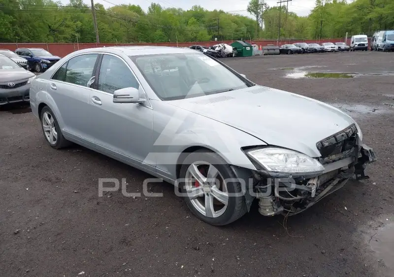 2010 Mercedes Benz S 550 фото