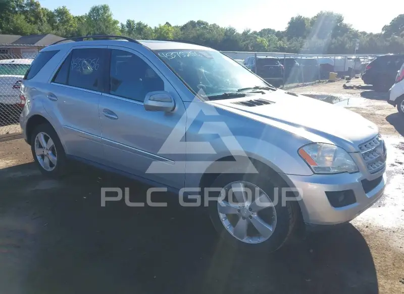 2010 Mercedes Benz ML 350 фото