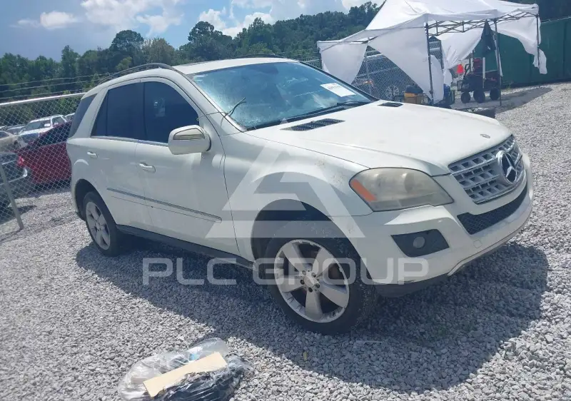 2010 Mercedes Benz ML 350 фото