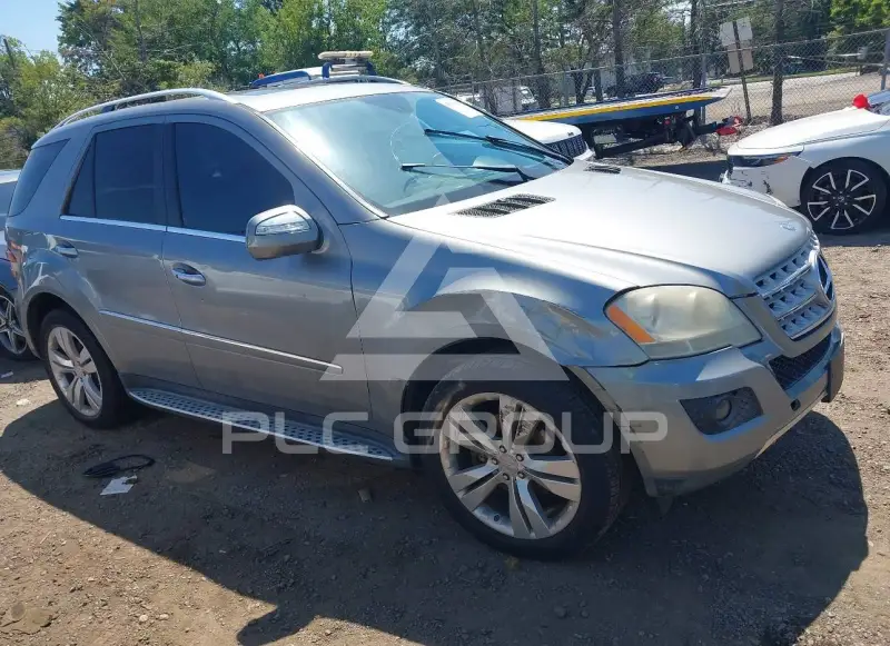 2010 Mercedes Benz ML 350 фото