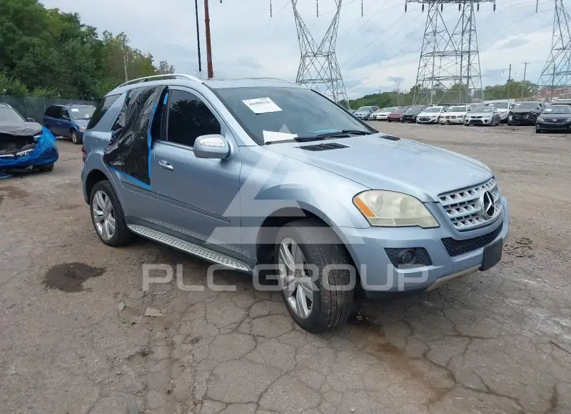 2010 Mercedes Benz ML 350 фото