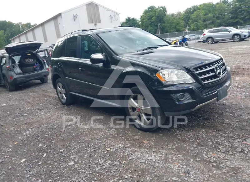 2010 Mercedes Benz ML 350 фото
