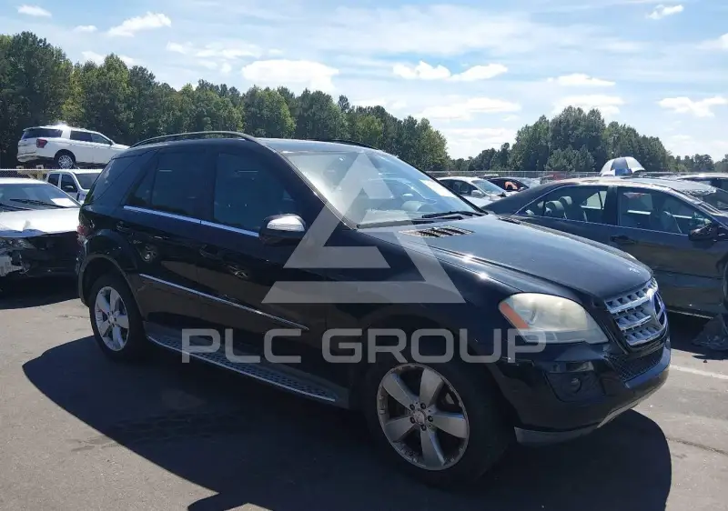 2010 Mercedes Benz ML 350 фото