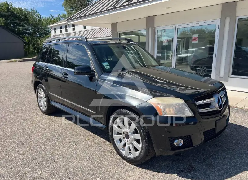 2010 Mercedes Benz GLK 350 photo