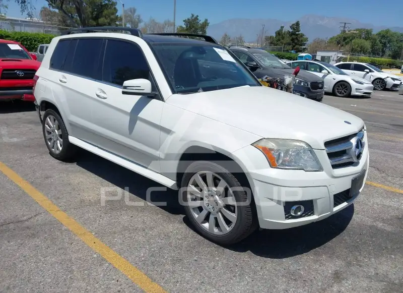 2010 Mercedes Benz GLK 350 фото