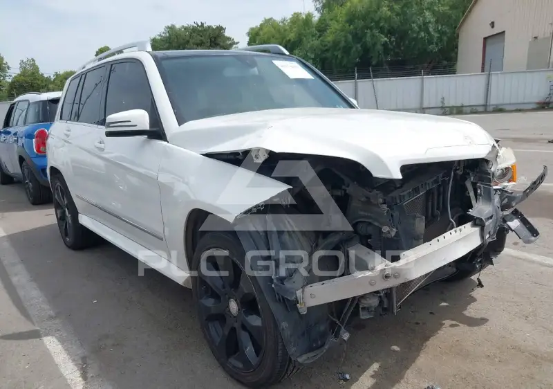 2010 Mercedes Benz GLK 350 photo