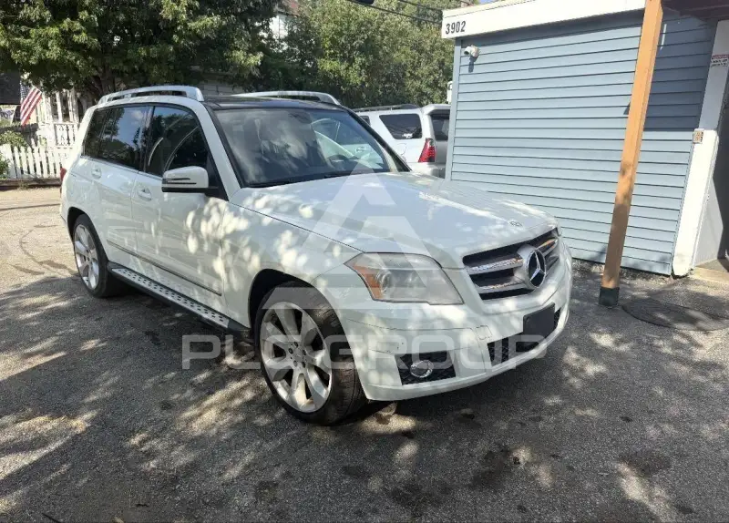 2010 Mercedes Benz GLK 350 фото