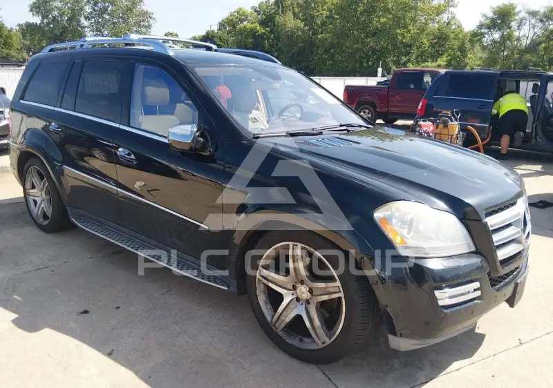 2010 Mercedes Benz GL 550 photo
