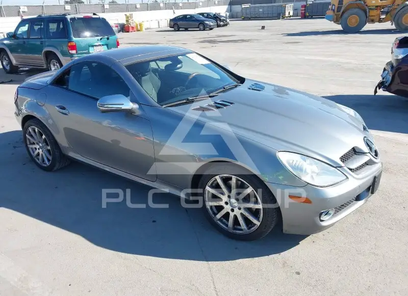 2010 Mercedes Benz SLK 300 photo