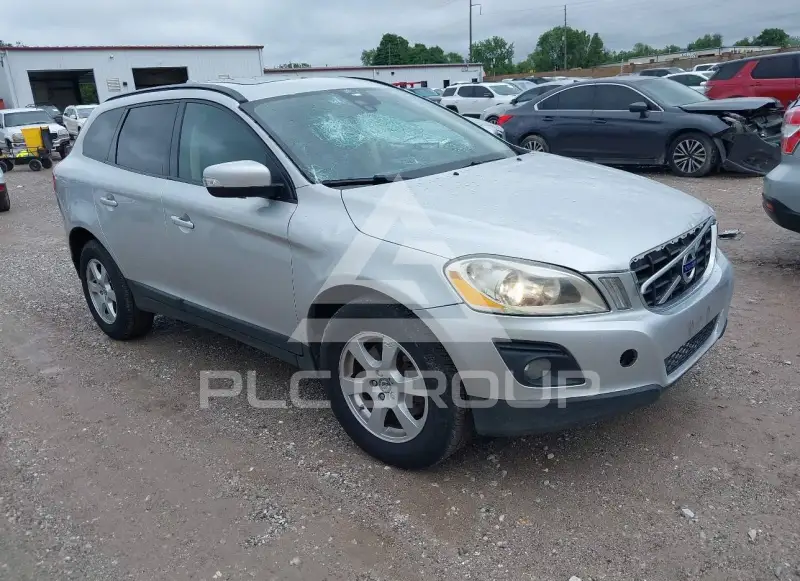 2010 Volvo XC60 photo