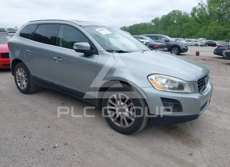 2010 Volvo XC60 photo
