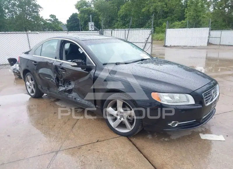 2010 Volvo S80 фото