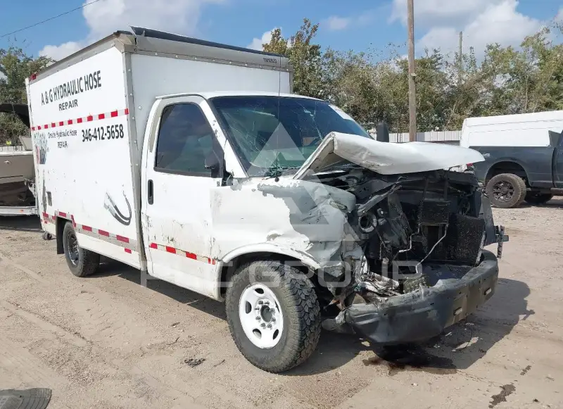 2010 GMC Savana photo