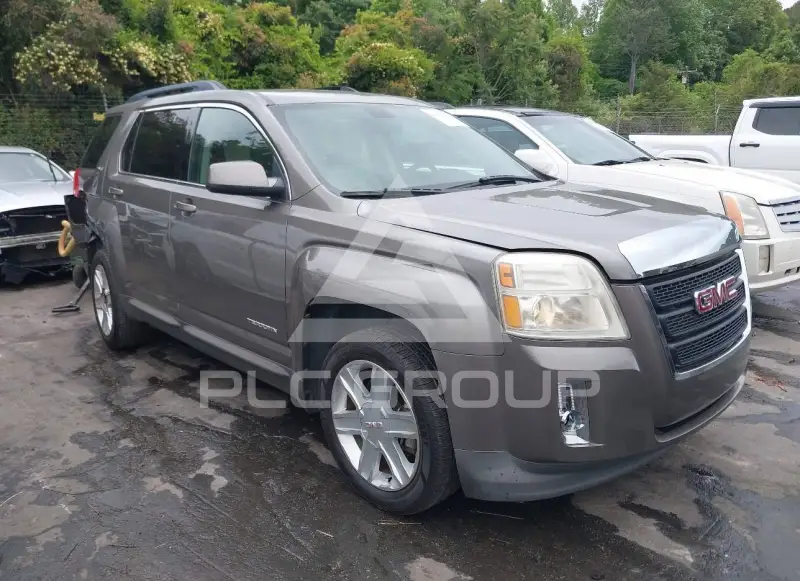 2010 GMC TERRAIN photo