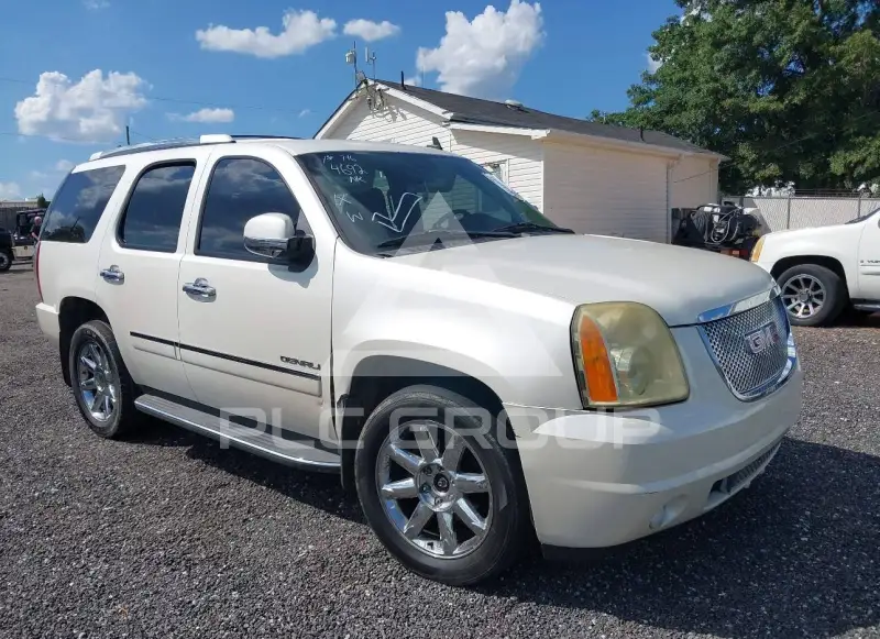 2010 GMC YUKON фото