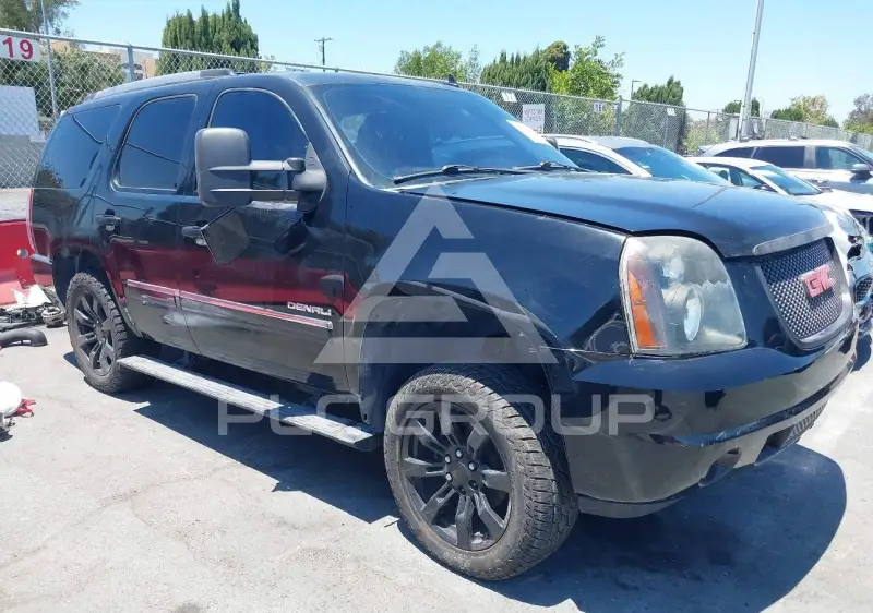 2010 GMC YUKON photo