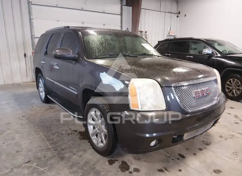 2010 GMC YUKON фото