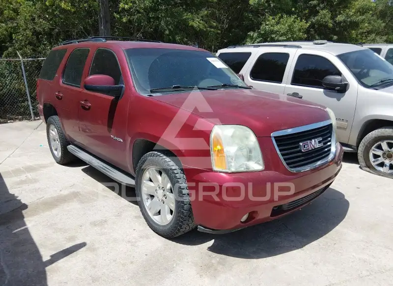 2010 GMC YUKON photo