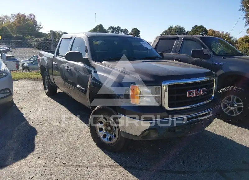 2010 GMC Sierra photo