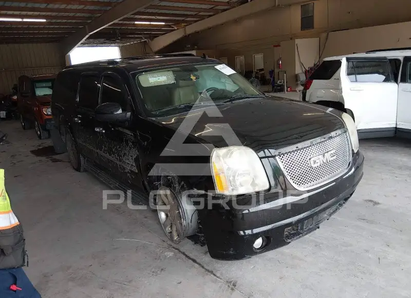2010 GMC YUKON photo