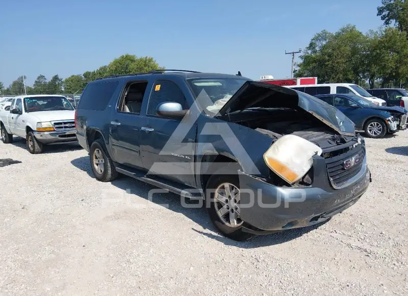 2010 GMC YUKON фото
