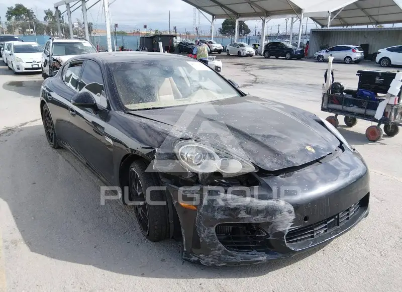 2010 Porsche Panamera photo