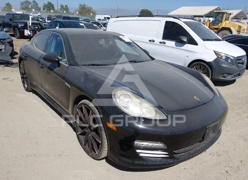 2010 Porsche Panamera photo