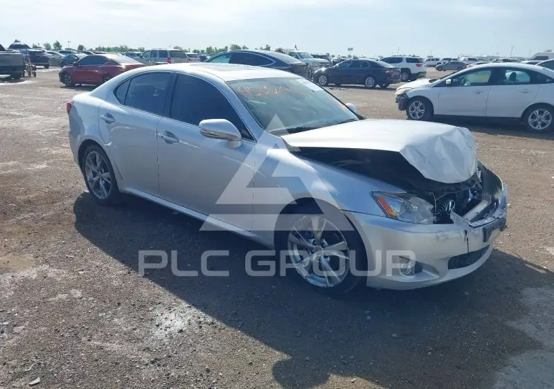 2010 Lexus IS250 фото