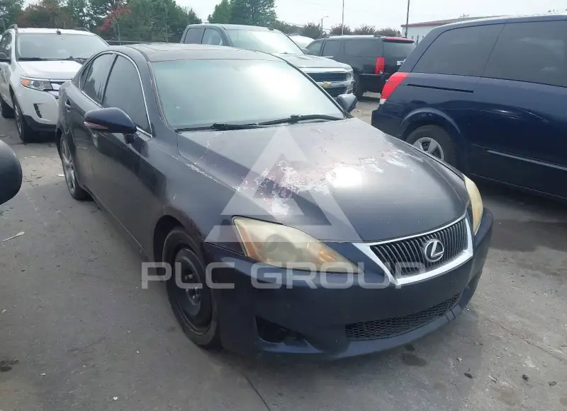 2010 Lexus IS250 фото