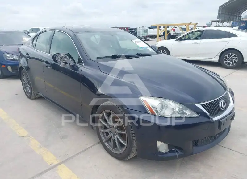 2010 Lexus IS250 фото